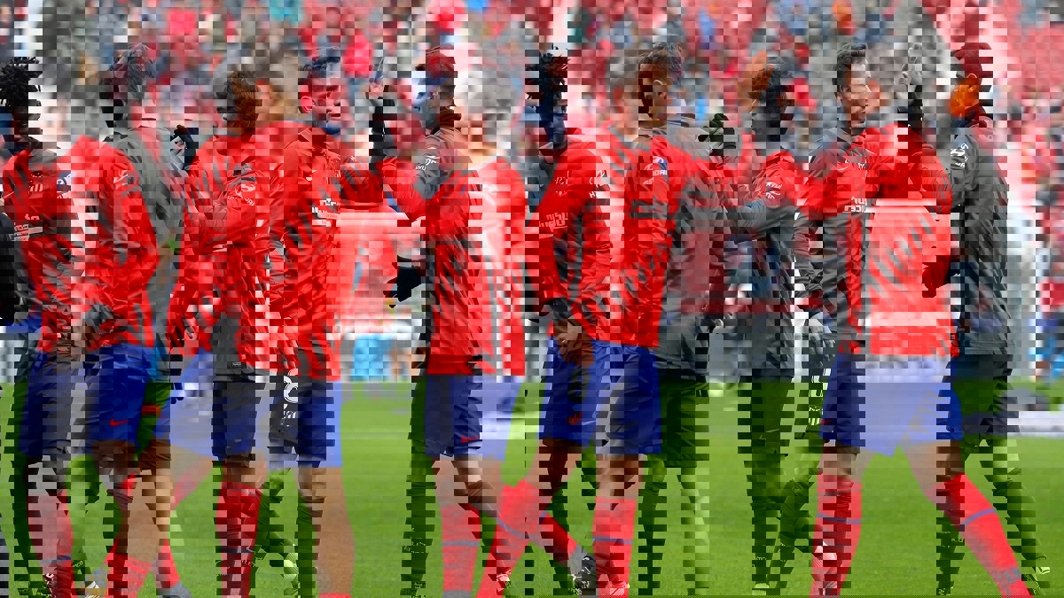 مباراة ليفربول وأتلتيكو مدريد.. ساؤول واثق من الإطاحة برفاق محمد صلاح