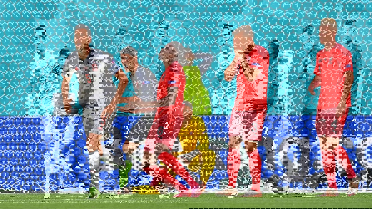 هدف دينيس زكريا لاعب سويسرا في مرماه يدخل تاريخ اليورو ويتفوق على بلاتيني