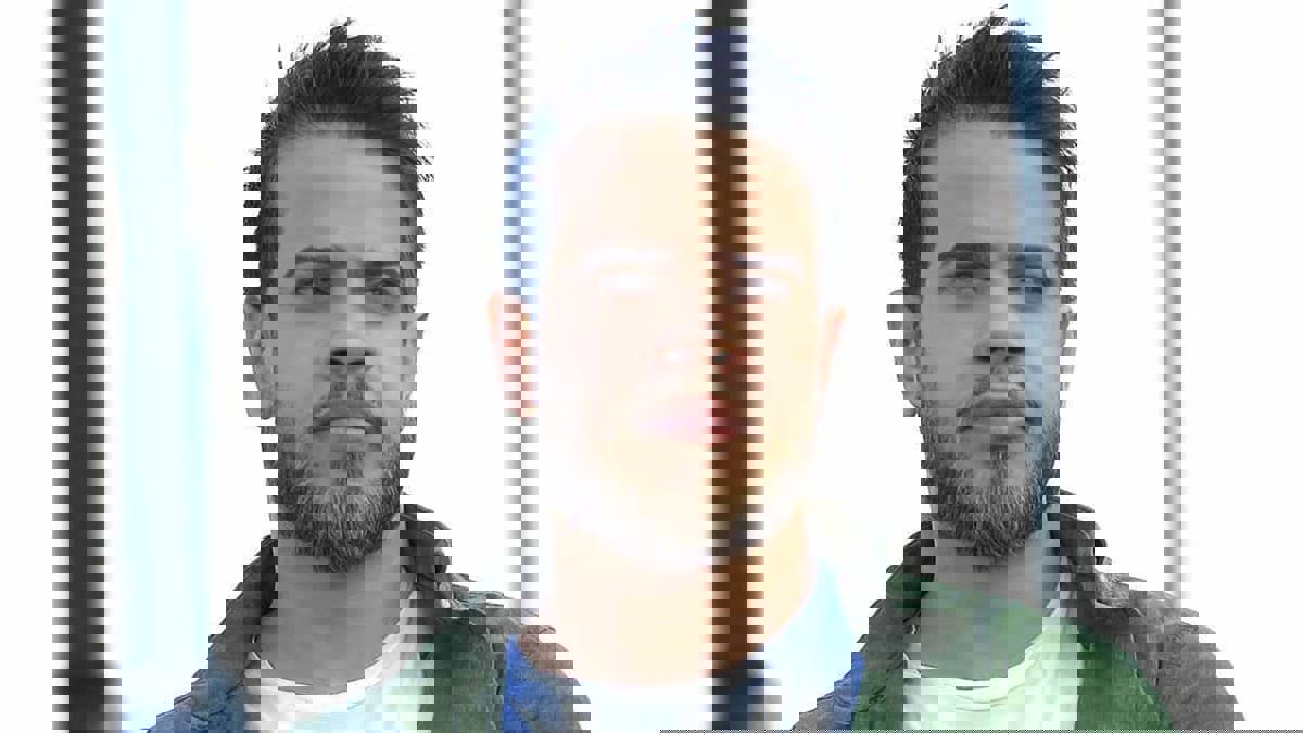 بعد اعتزاله الفن.. أدهم النابلسي يرتل القرآن الكريم بصوته (فيديو)