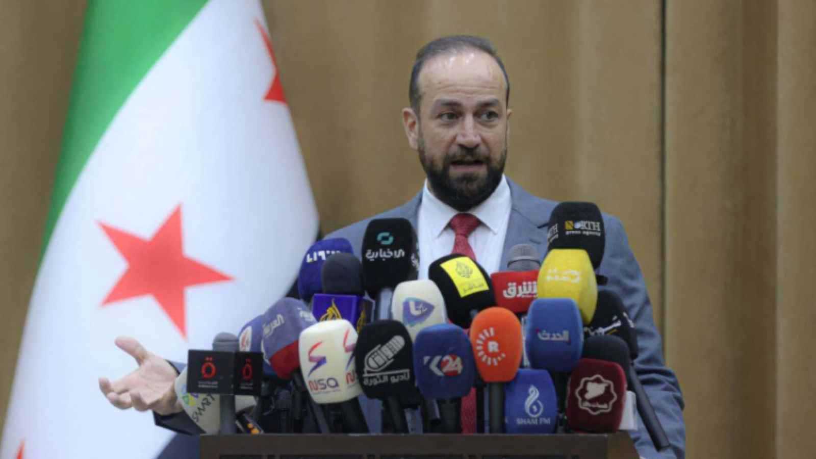 دمشق: 300 ألف حساب وهمي تشن حرب تضليل ضد السوريين