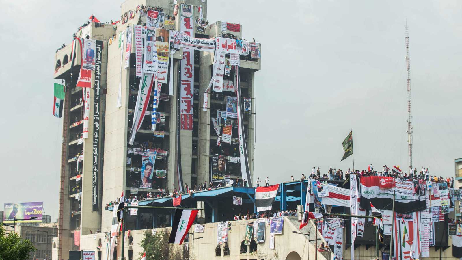 العراق.. حملة ضد تحويل "أيقونة حراك تشرين" إلى مستشفى