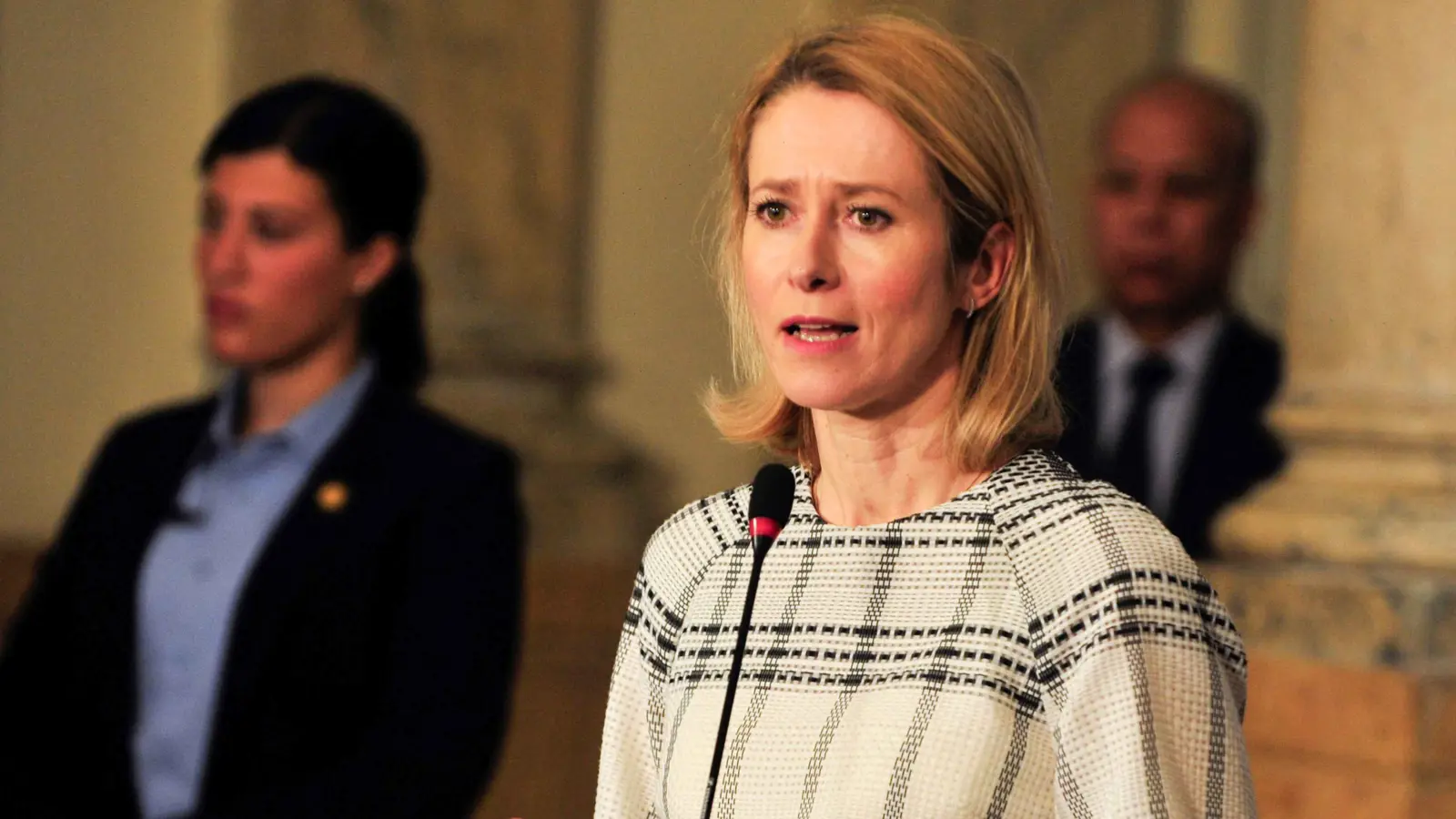 الاتحاد الأوروبي يدعو روسيا إلى "حسن النية" بشأن هدنة في أوكرانيا