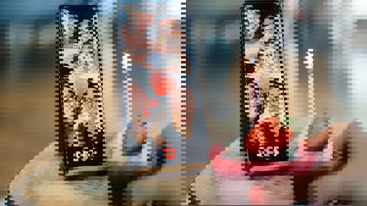 التراسل النصي ودردشة الفيديو تطغى على المكالمات الهاتفية التقليدية