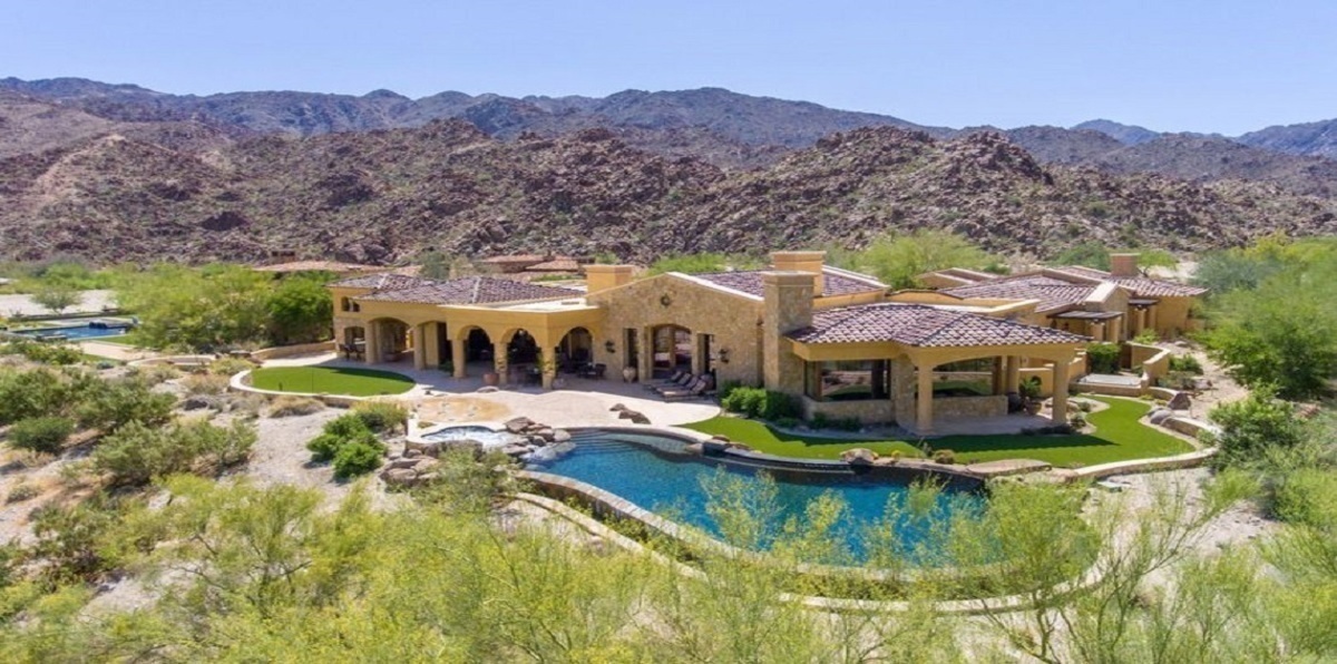 تعرّف على خفايا المنزل الفخم لمالك طائرات "بوينغ" (صور)