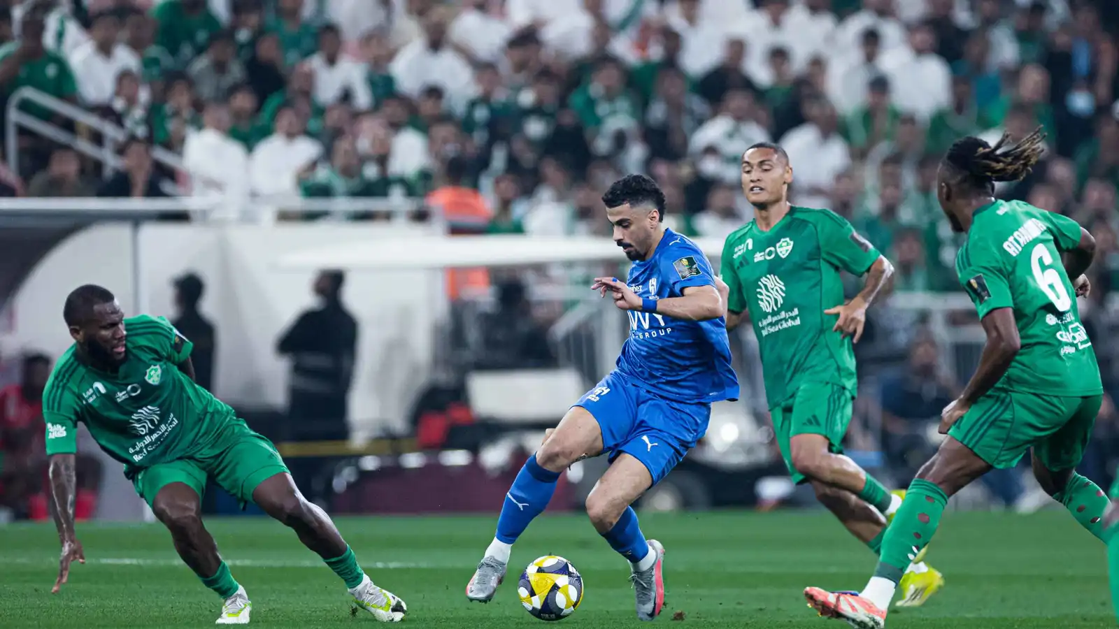 تغطية مباشرة لمباراة الأهلي والهلال السعودي في نصف نهائي كأس الملك