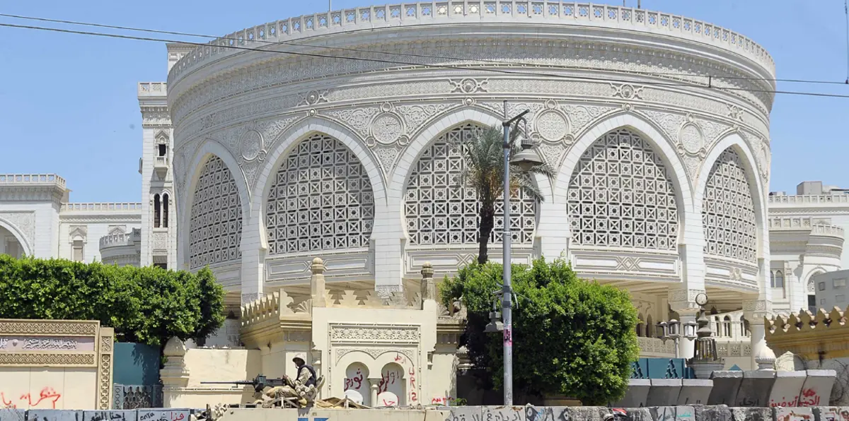 مصر.. جبهة سياسية جديدة للبحث عن طريق إلى قصر الاتحادية