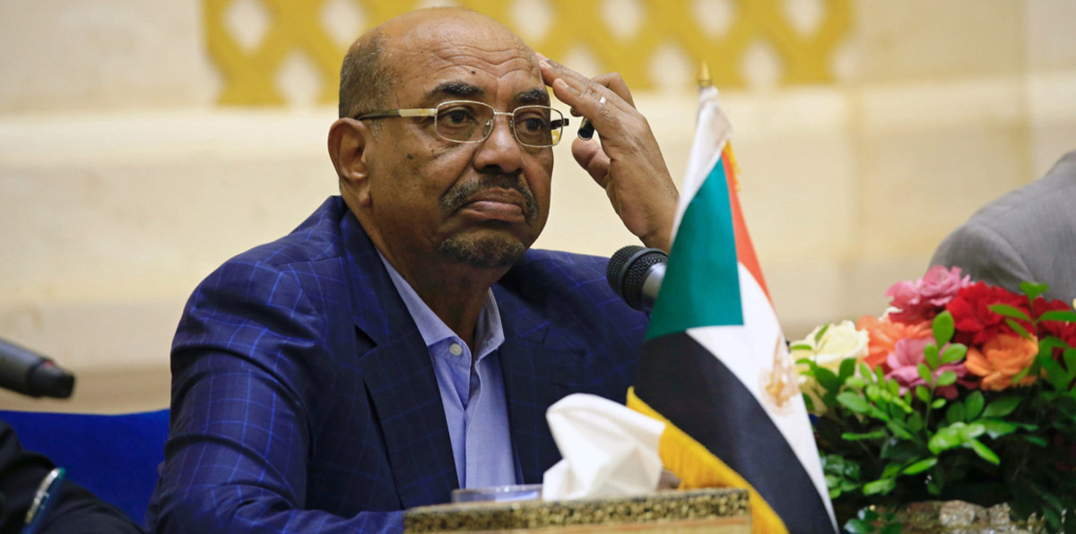 الخرطوم تستدعي سفير الاتحاد الأوروبي لديها احتجاجًا على بيان "تسليم البشير"