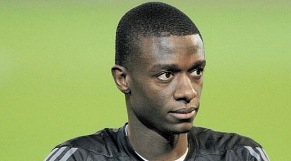 الشباب يرضخ لمطالب حسن معاذ بالرحيل