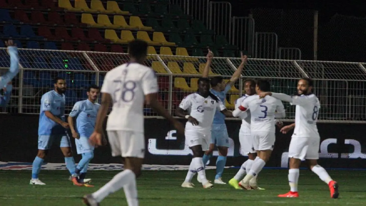 أهداف مباراة الهلال والباطن.. 3/2 للزعيم (فيديو)