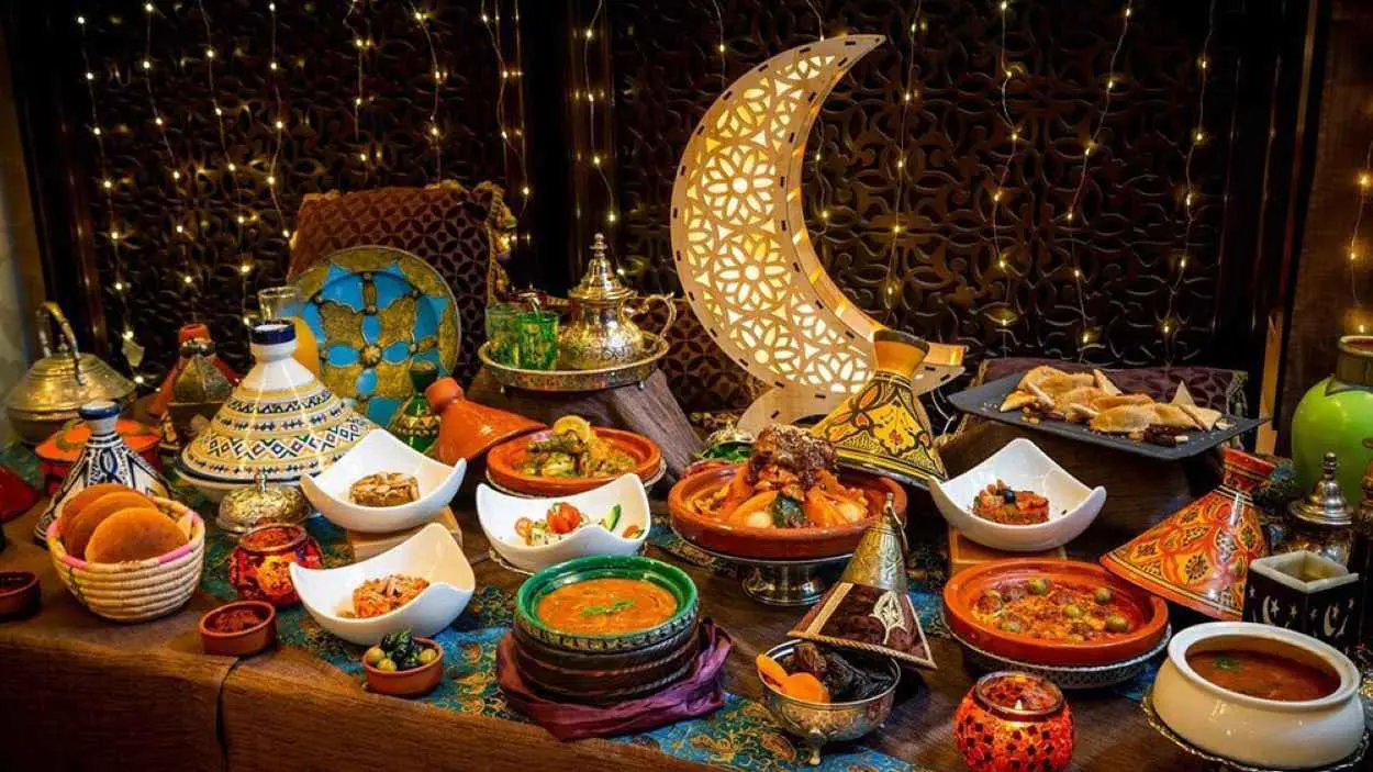 رمضان في الجزائر.. حين يمتزج تجديد الأواني بـ"الوزيعة"