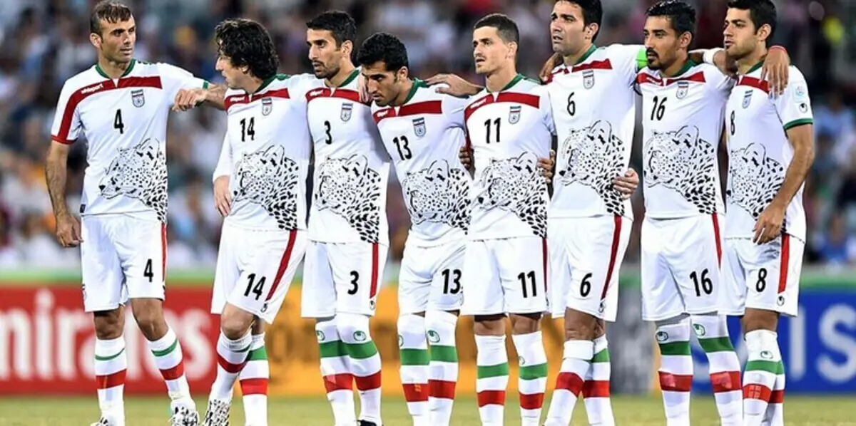 اعتقال 3 لاعبين إيرانيين بسبب مشاركتهم في حفلة مختلطة