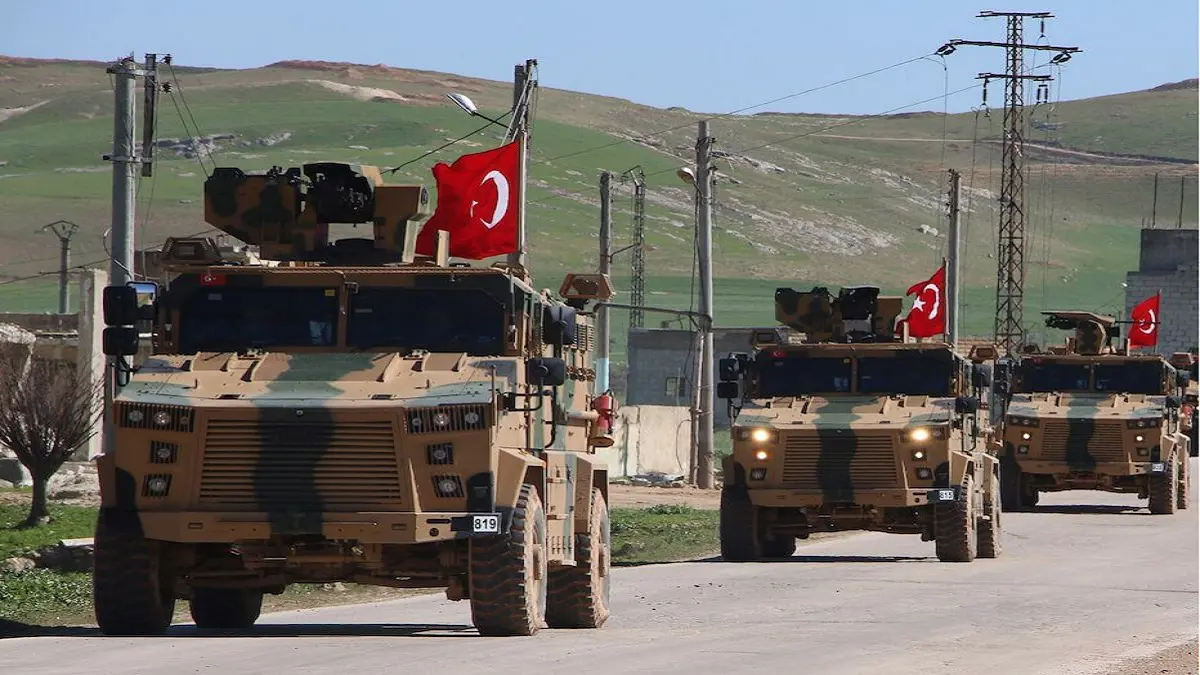 أنقرة تتمسك بنقطة مراقبتها المحاصرة في مورك السورية وتستنجد ببوتين