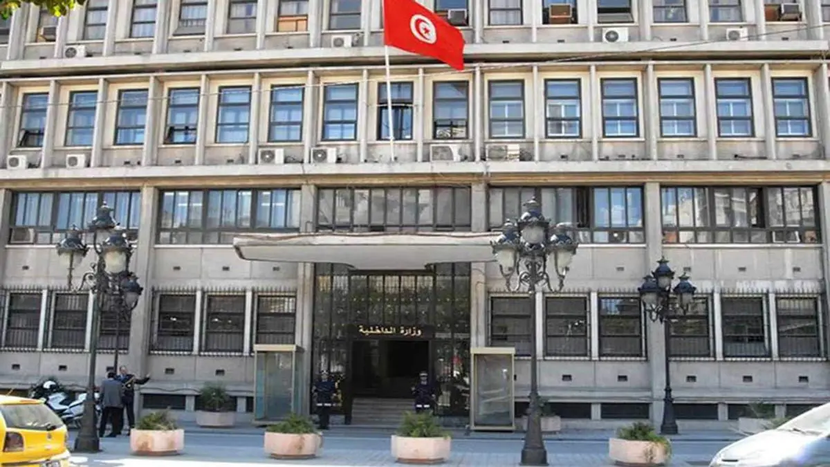 بعد دخولهم في اعتصام احتجاجي.. الداخلية التونسية تهدد النقابيين الأمنيين