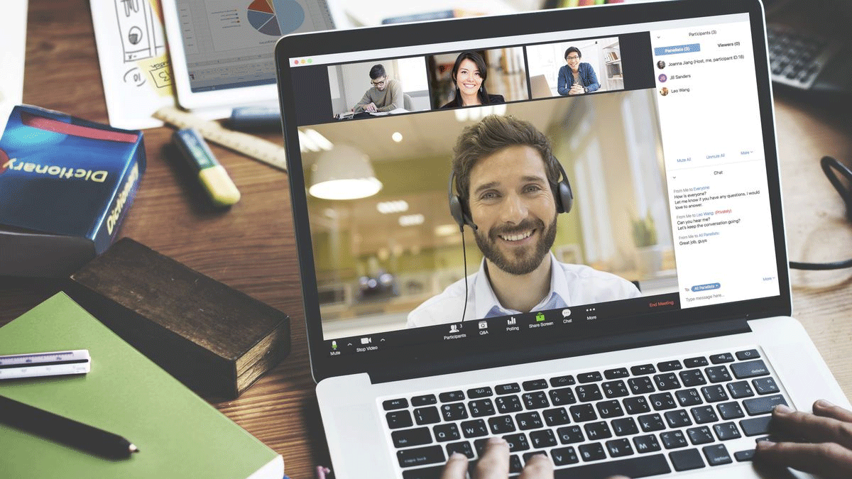 "زووم" تطور خدمة بريد إلكتروني لمنافسة غوغل ومايكروسوفت