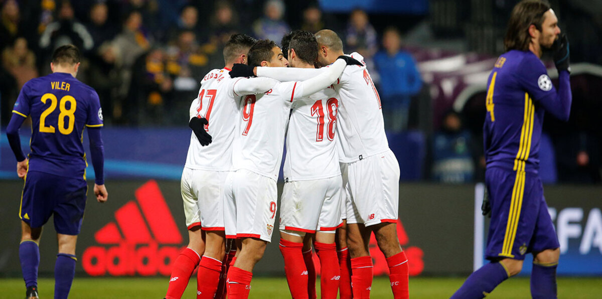 قرعة دوري أبطال أوروبا.. إشبيلية ينعى حظه بعد وقوعه أمام مانشستر يونايتد