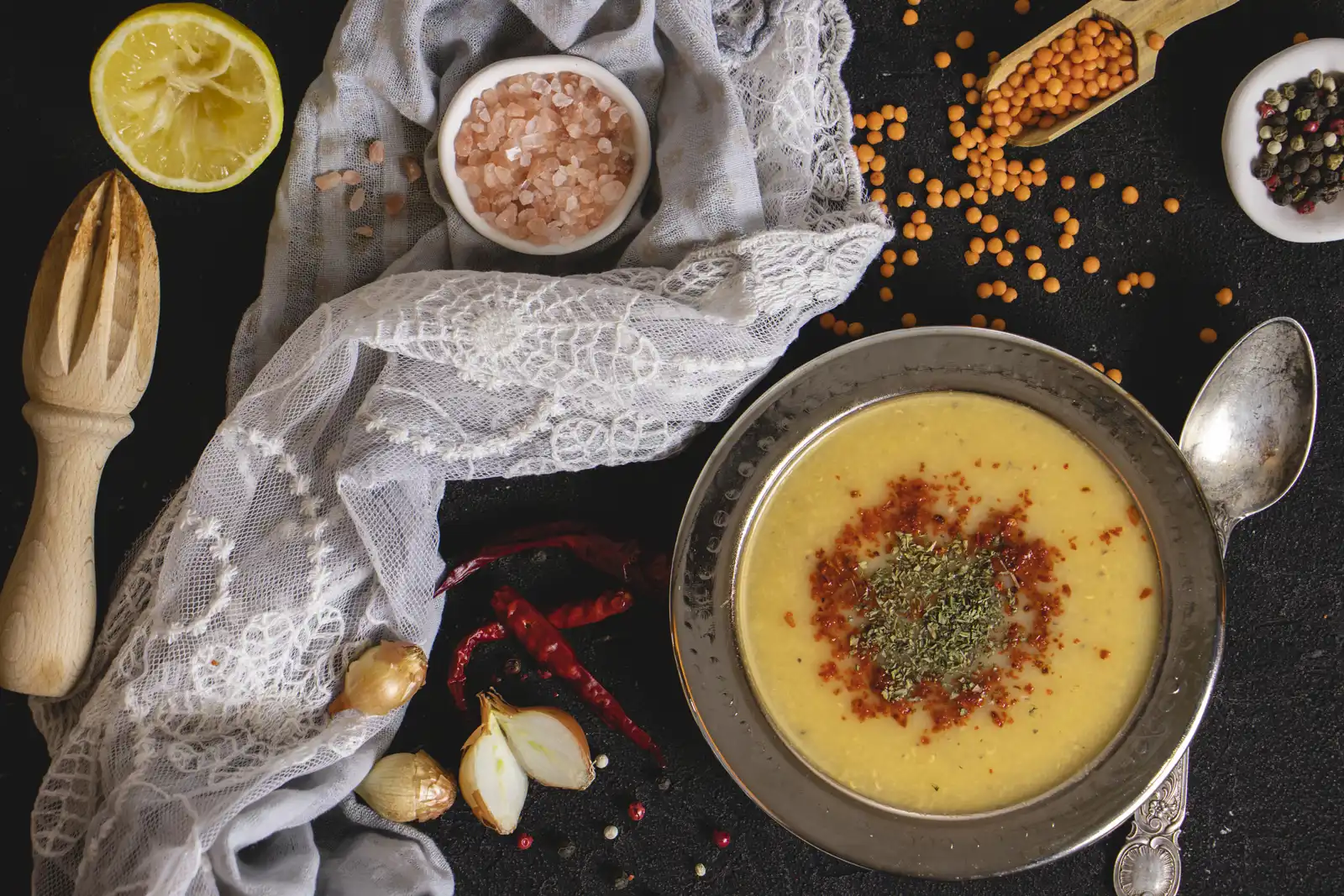 شوربة العدس