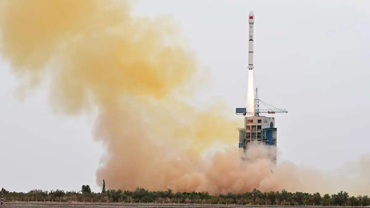 الصين تطلق قمرا صناعيا لاختبار تقنيات الإنترنت  