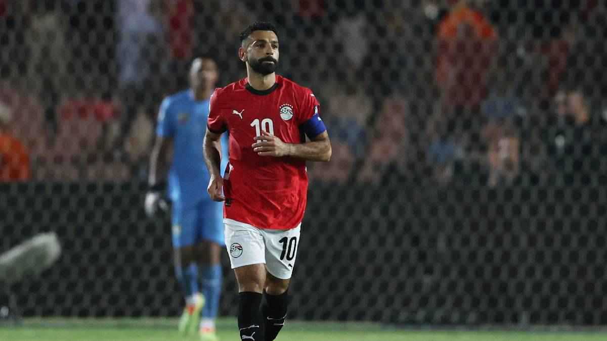 هل "يتخاذل" محمد صلاح في مباريات منتخب مصر؟