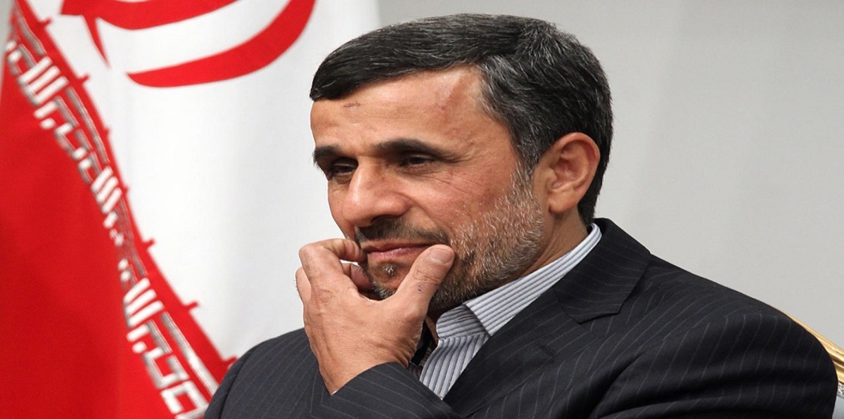 إيران تغلق وكالة وموقعًا إخباريين بسبب بثهما كلمة لأحمدي نجاد