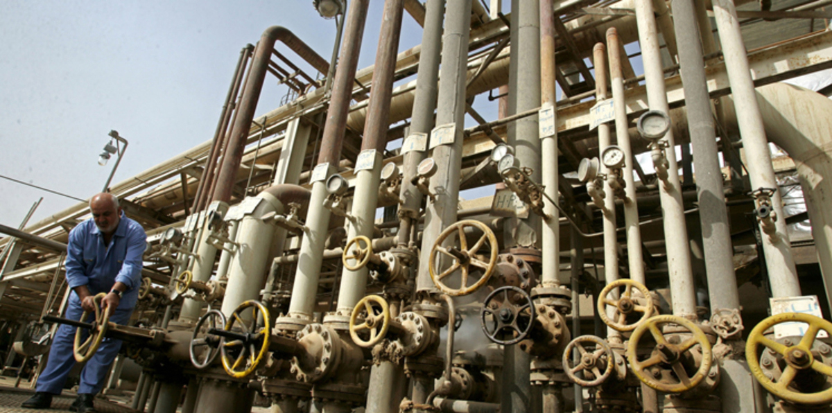 النفط يرتفع بعد توقف قصير لعمليات تحميل الخام في العراق