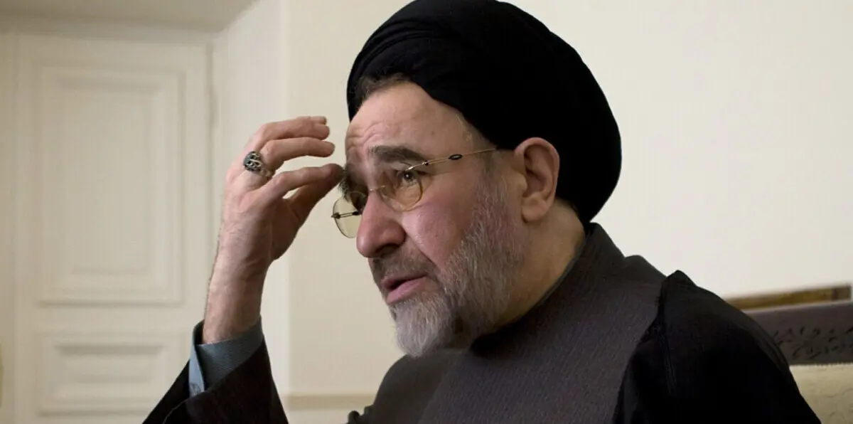 خاتمي يحذر  السلطات الإيرانية من إذلال المجتمع