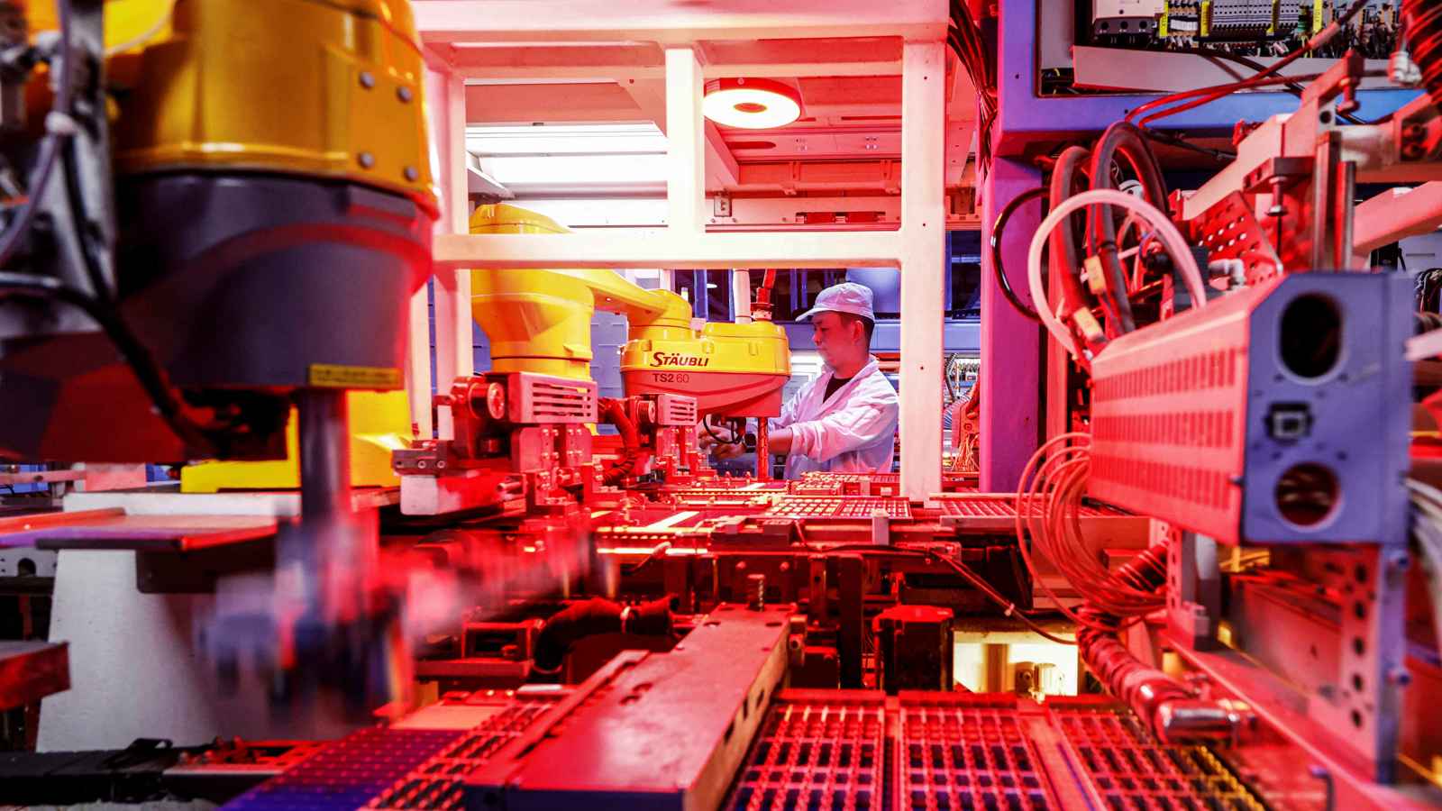 تعريفات ترامب الجمركية "المقترحة" تُجبر شركات على مراجعة حساباتها