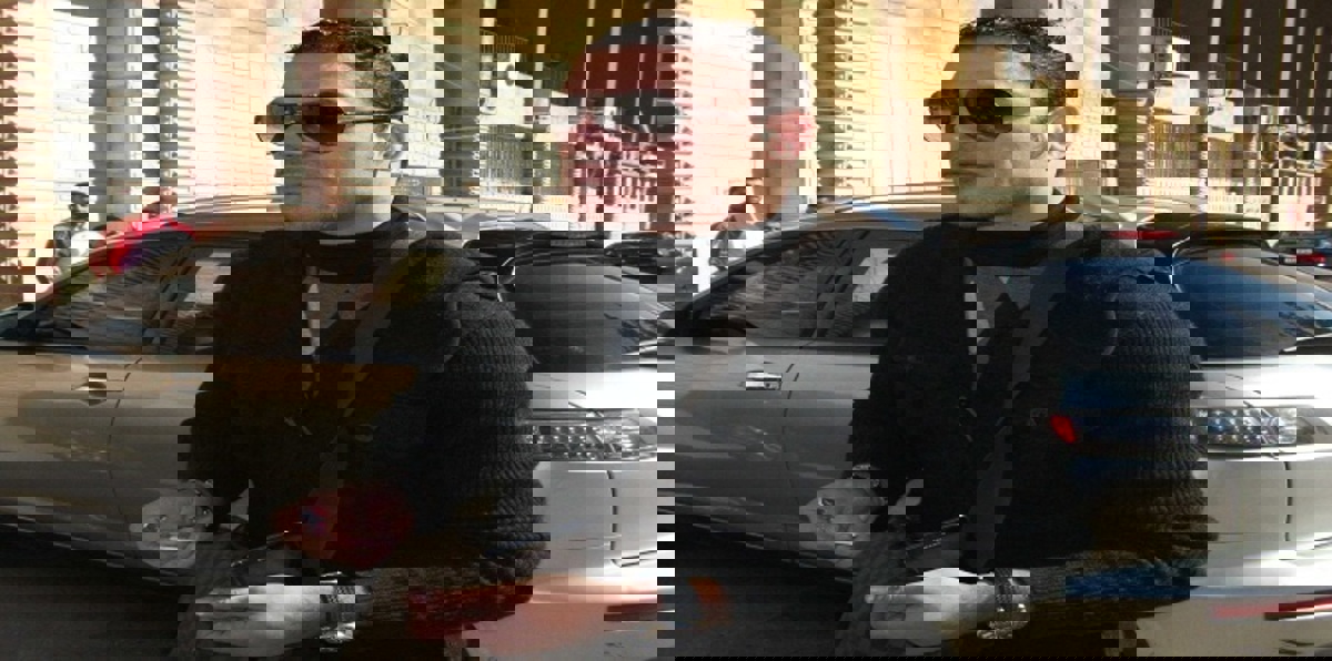 منع نجم منتخب مصر السابق من السفر للإمارات