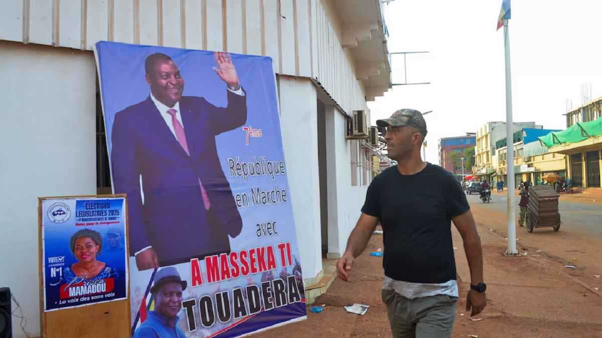 نتائج أولية.. فوز رئيس جمهورية أفريقيا الوسطى تواديرا بولاية ثالثة