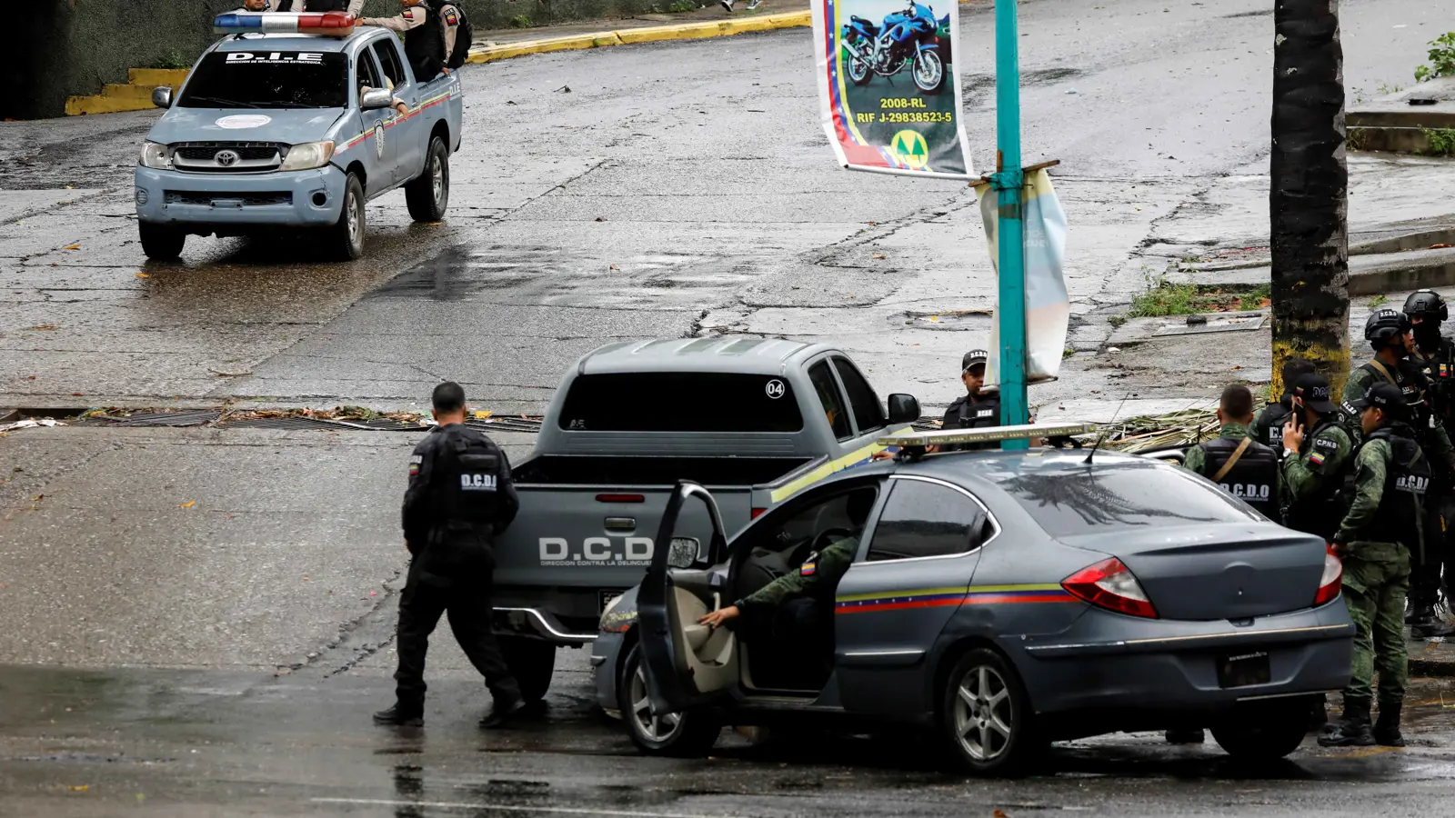 عشية تنصيب مادورو.. فنزويلا تضبط خلية "تخطط لانقلاب"