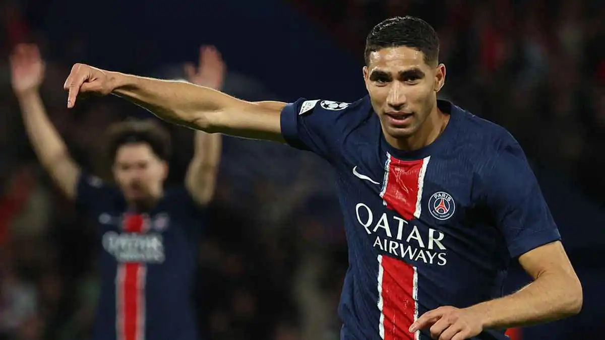 على حساب محمد صلاح.. باريس سان جيرمان يصالح أشرف حكيمي