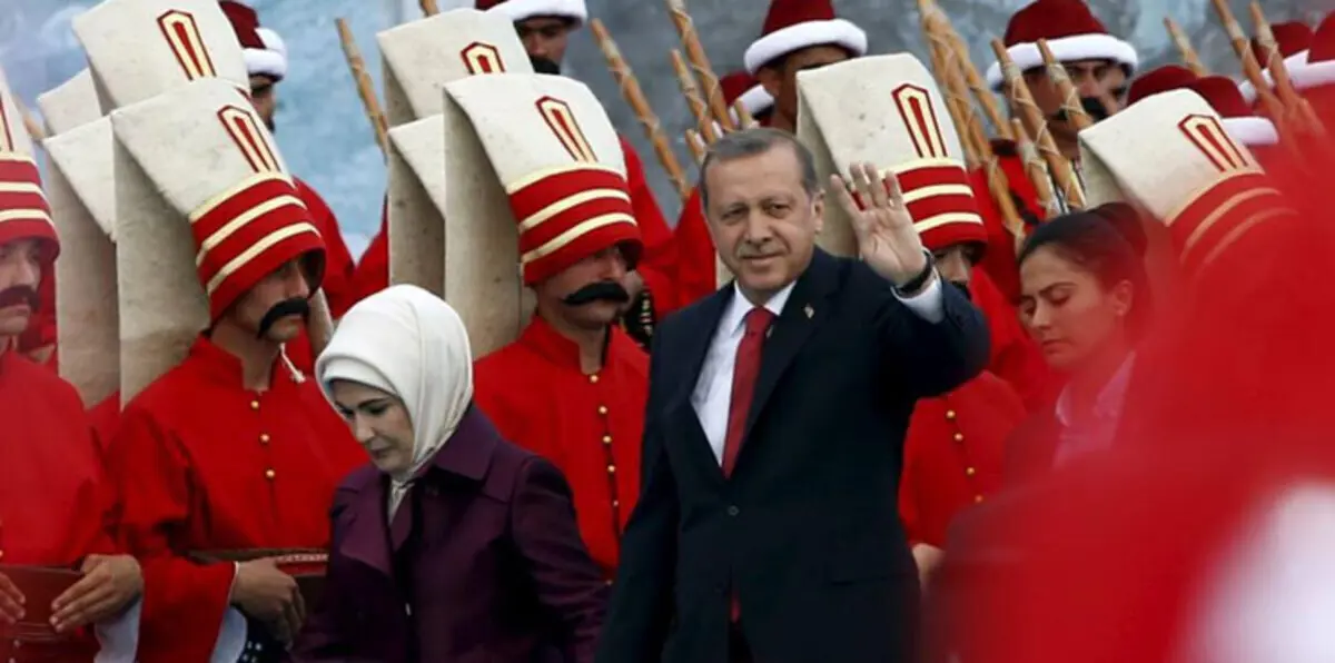 تركيا من "تصفير الأزمات" إلى افتعالها