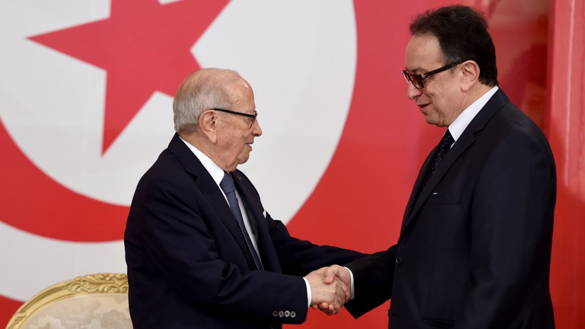 السبسي يتجاهل مطالب إبعاد نجله من حزب "نداء تونس"