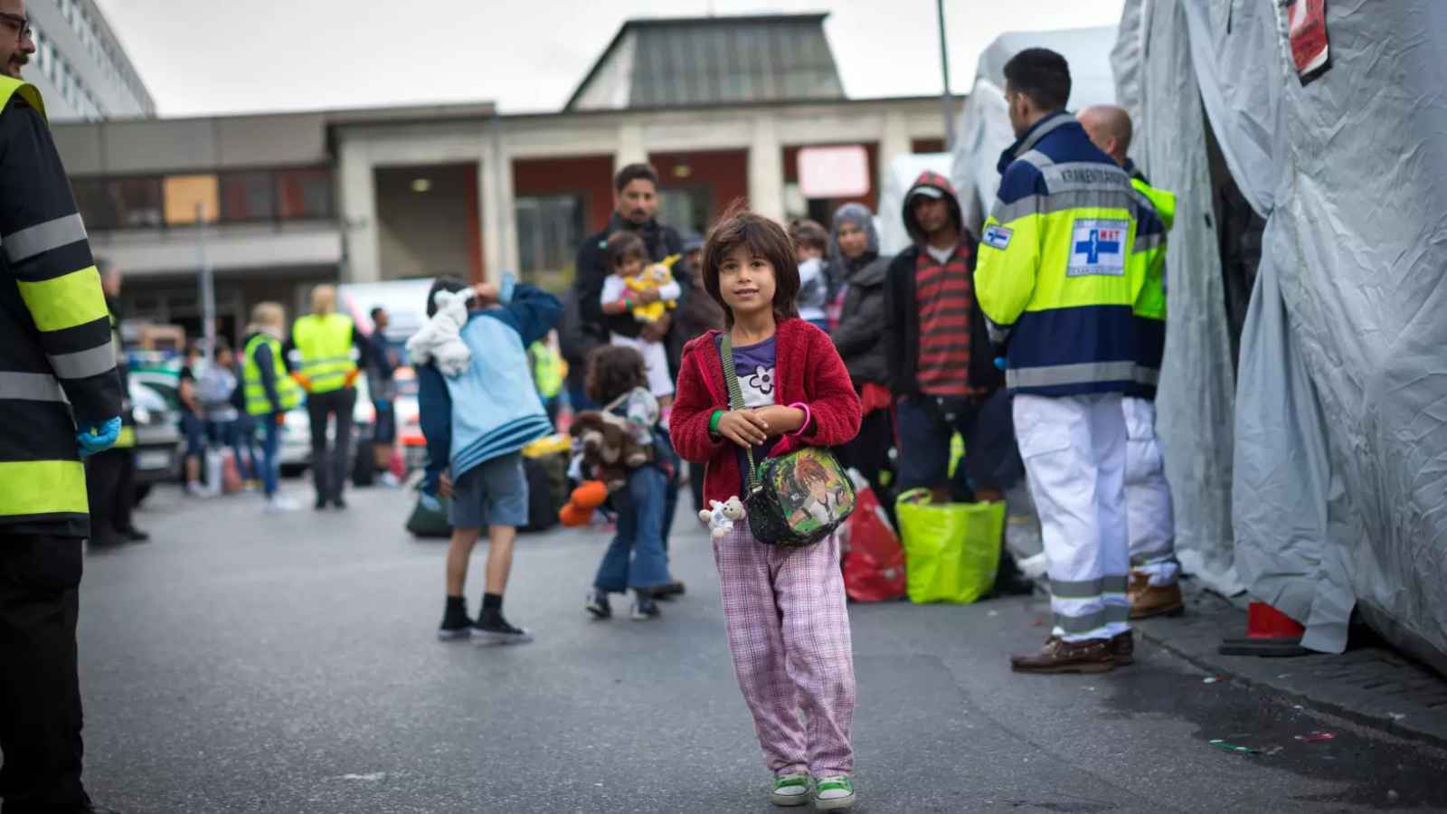 ألمانيا توقف مؤقتًا إعادة توطين اللاجئين المسجلين بالمفوضية