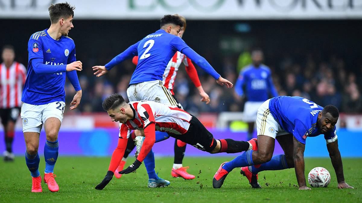 إيهيناتشو يقود ليستر سيتي لدور الـ16 في كأس الاتحاد الإنجليزي