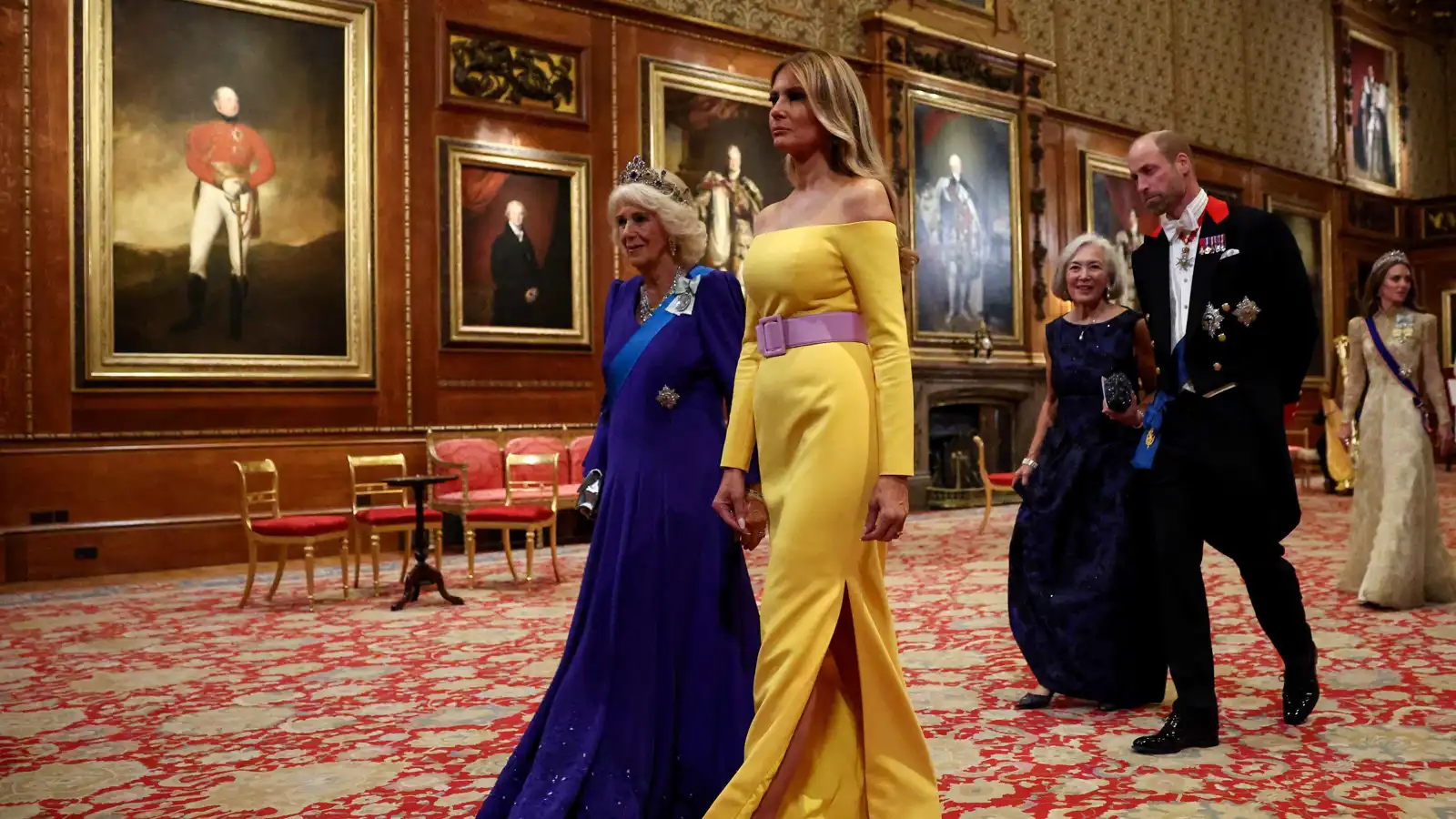 فستان ميلانيا ترامب