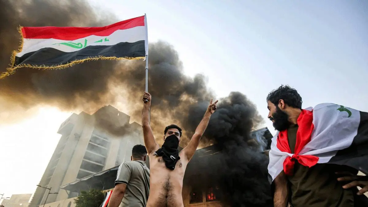 متظاهرو العراق يتمسكون بمطلب "إسقاط النظام" لا تغيير الوجوه (فيديو)