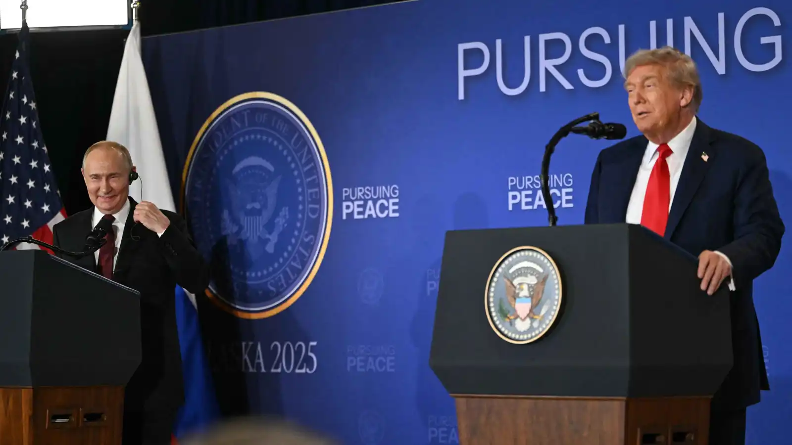 هل بمقدور ترامب وبوتين منع نشوب حرب عالمية ثالثة؟