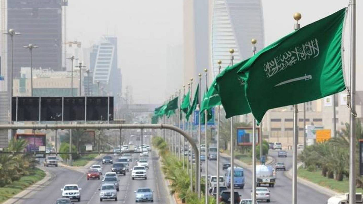 تفاعل واسع مع فيديو مؤثر لوداع عائلة سعودية عاملة منزلية