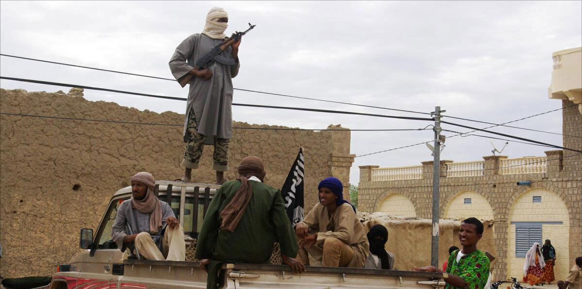 بعد تجاهل داعش.. هل نفذ "المرابطون" أم "الإخوان" هجوم الواحات؟