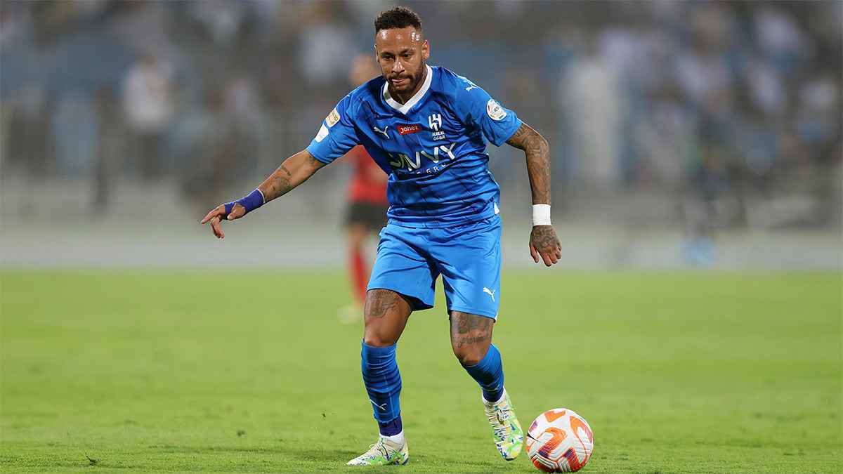 مفاجأة كبرى.. نيمار يعرض نجم مانشستر يونايتد السابق على سانتوس البرازيلي