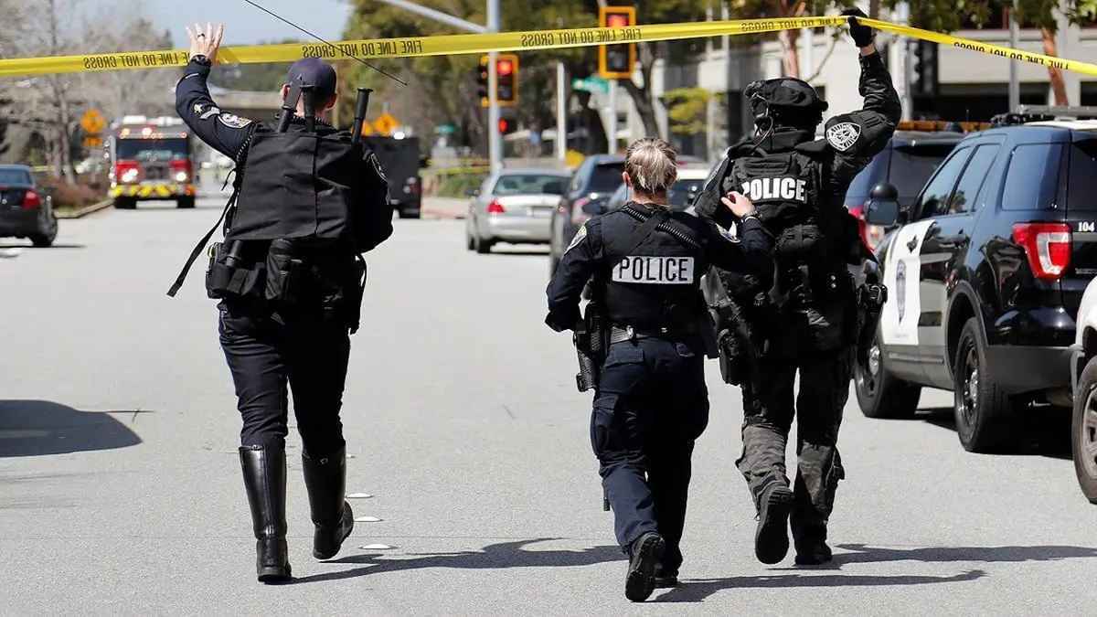 تفاصيل حادثة إطلاق النار في جامعة ولاية فلوريدا (فيديو)