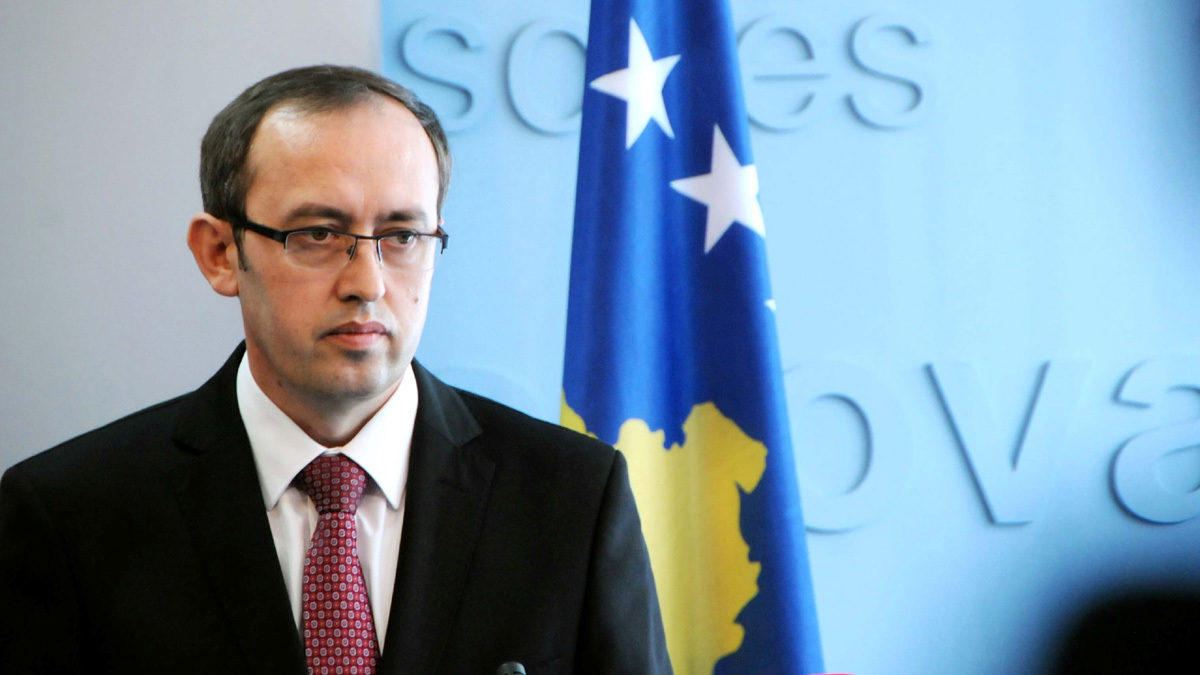رئيس وزراء كوسوفو يعلن إصابته بفيروس كورونا