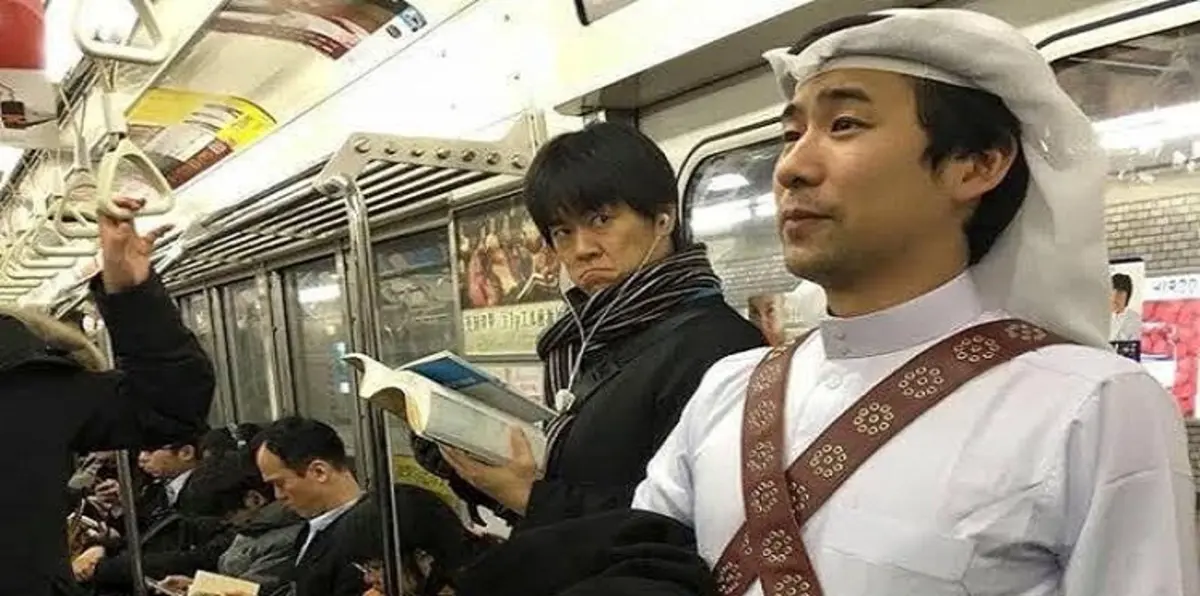 الياباني العاشق للسعودية يحتفل على طريقته بزيارة محمد بن سلمان "صور"