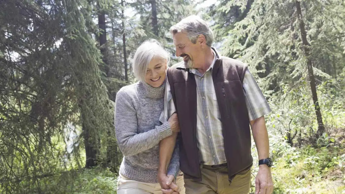 مصدره "المناطق الزرقاء".. سرّ العمر الطويل في "عبارةٍ واحدة"