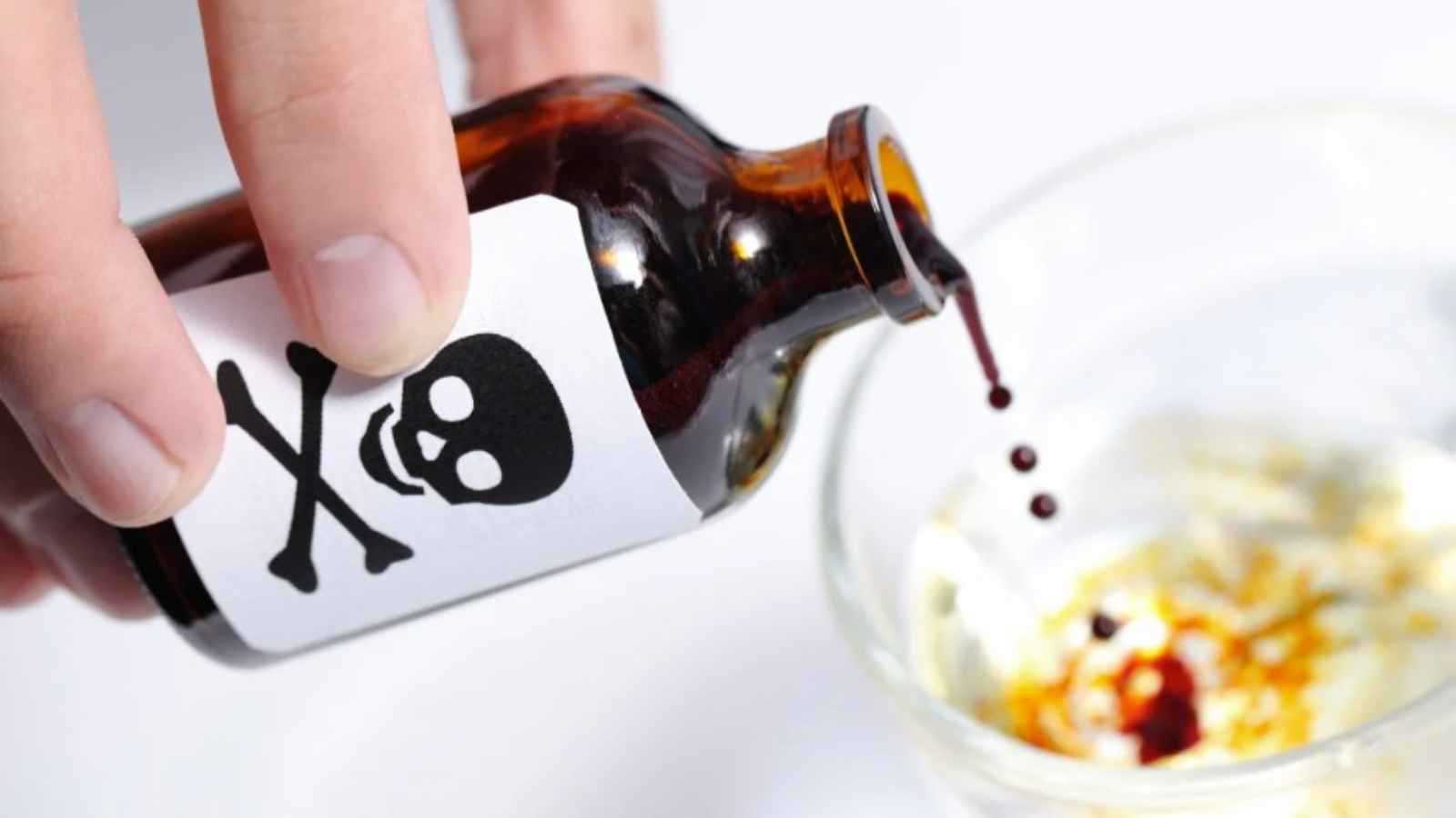 ألمانيا.. محاكمة مسعفة بعد تسميم مشروبات زملائها