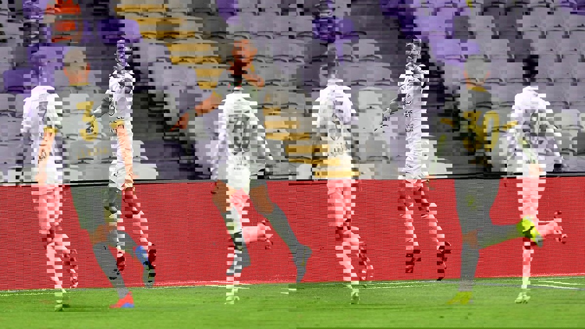 شباب الأهلي دبي يقتنص كأس الخليج العربي الإماراتي بفوز كبير على الوحدة (فيديو)