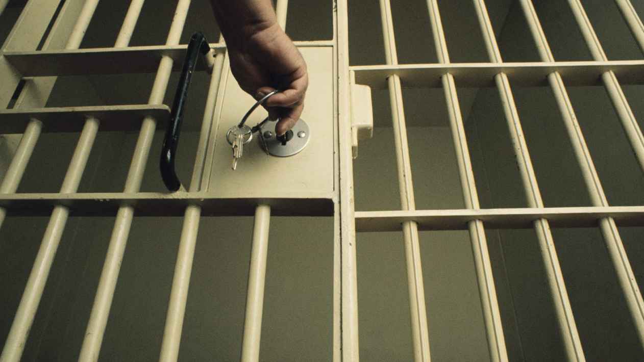 دفاع قاتلة الأطفال الستة يستند إلى المرض النفسي