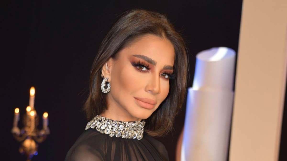 بسمة وهبة تفجر "مفاجأة مدوّية" بقضية اتهام مخرج شهير بالسرقة