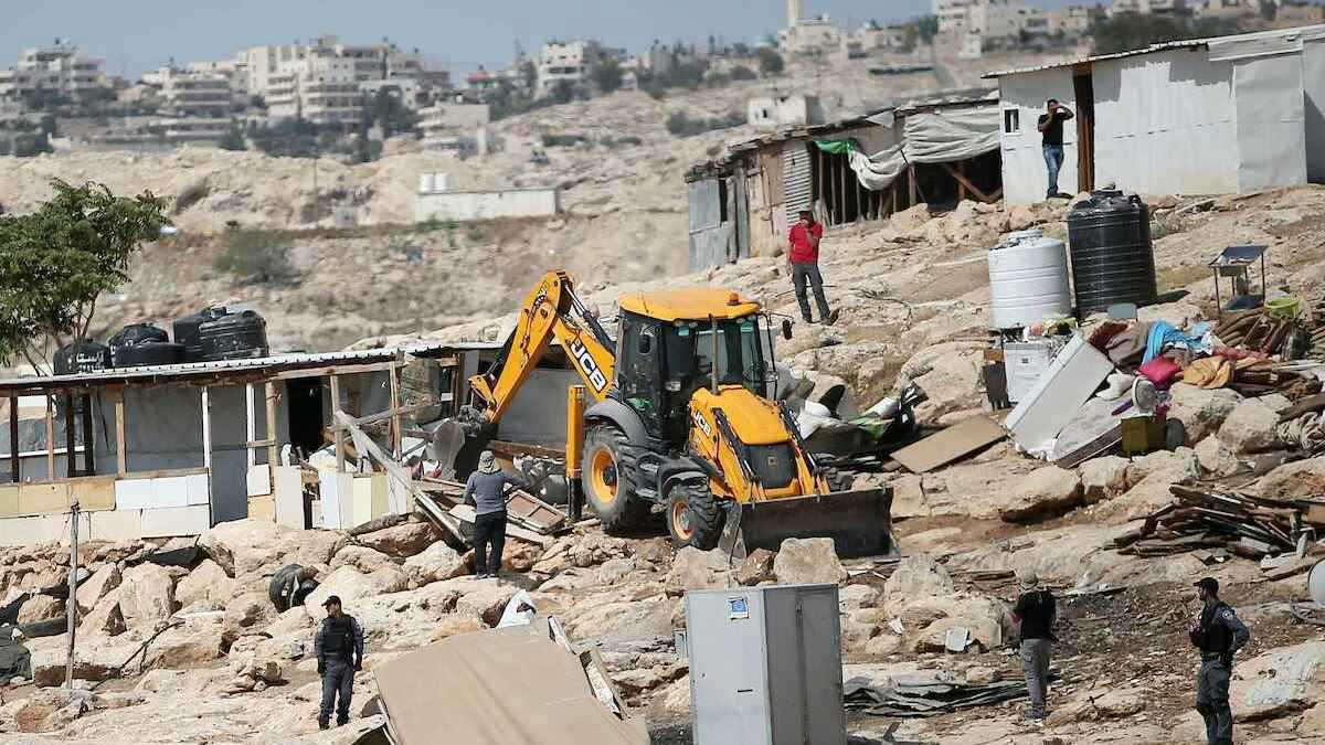 مواجهات عنيفة بين الفلسطينيين والشرطة الإسرائيلية في النقب (فيديو)