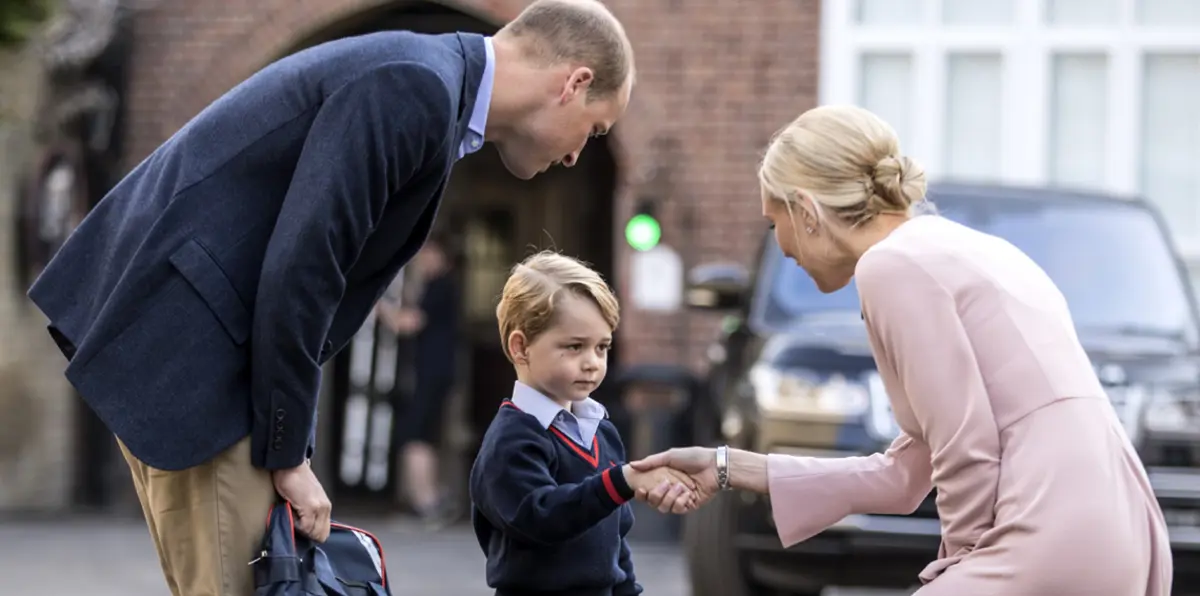 العائلة الملكية في بريطانيا تتحدى داعش وتسمح بظهور الأمير جورج على الملأ